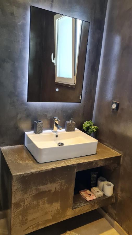 'Aegean Breeze' Lux & Cozy Apartment In Nea Makri Bagian luar foto